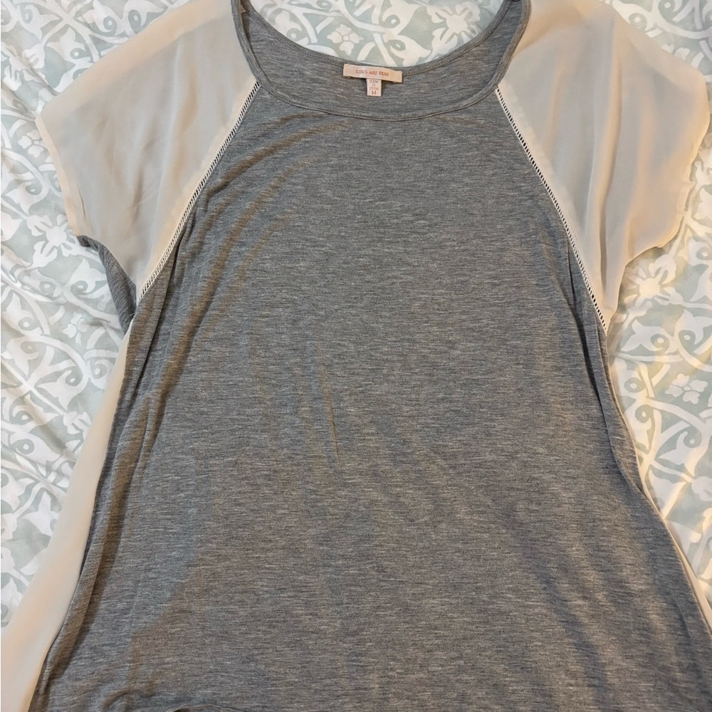 Skies Are Blue Gray and Cream Short Sleeve Top